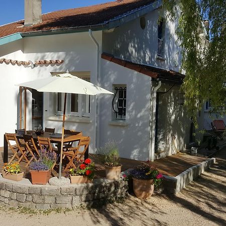 Le Saule Reveur Bed & Breakfast Die Ngoại thất bức ảnh